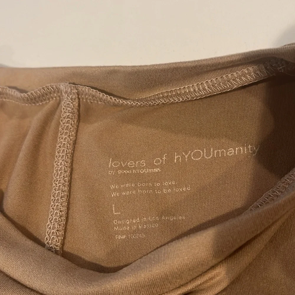 Yoga/workout shirt - Picture 4 of 6